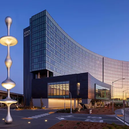 Grand Hyatt At Sfo Hotel